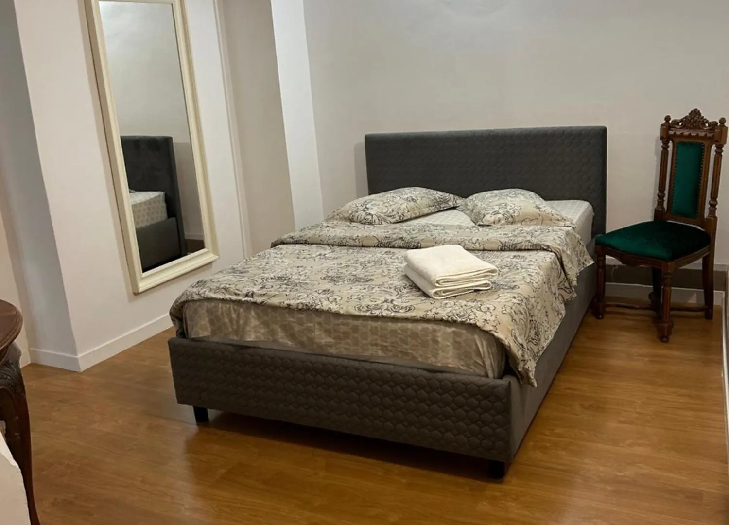 Romana Boutique Bucharest Guest house